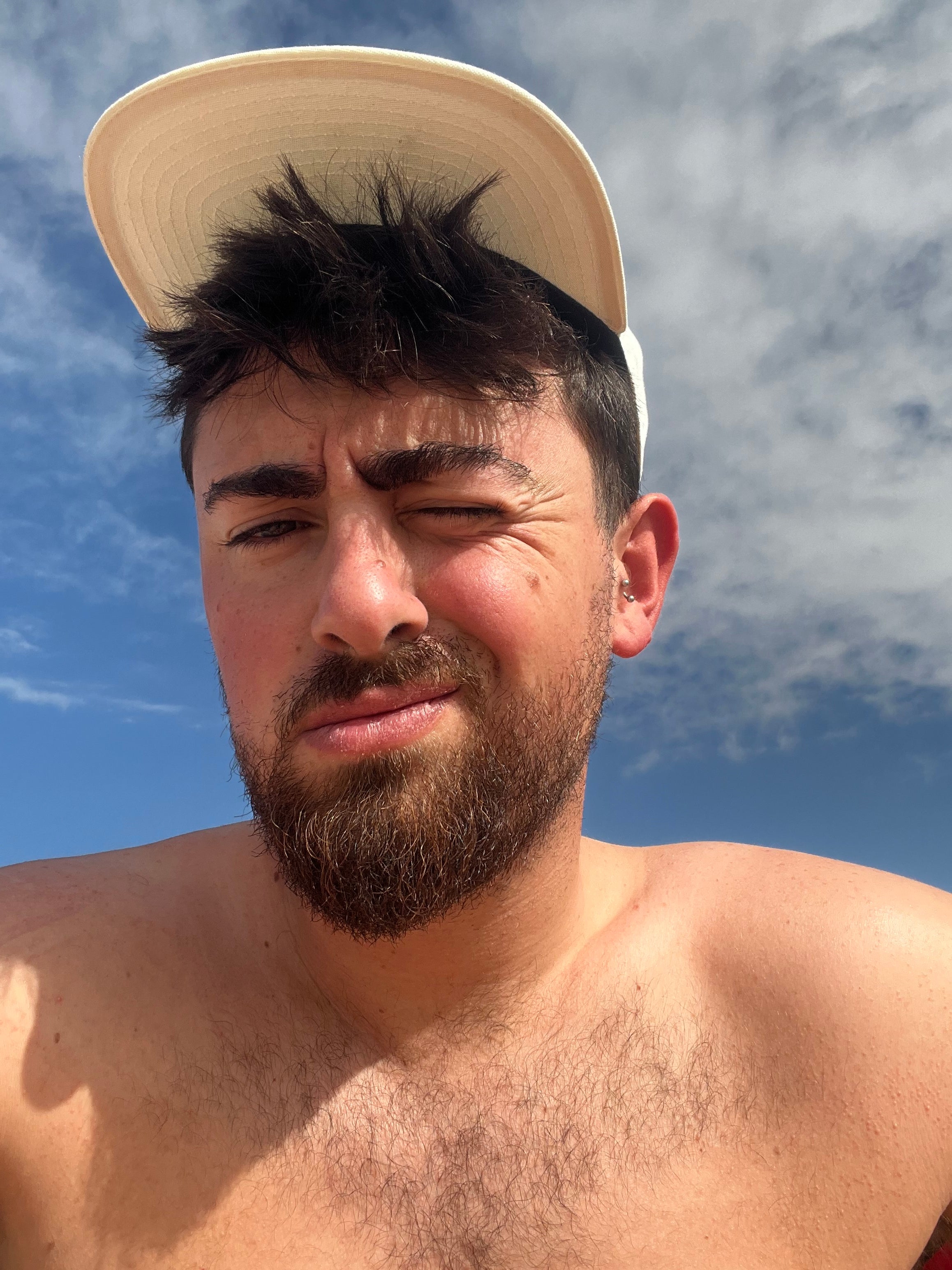 ליאור ר. - תל אביב